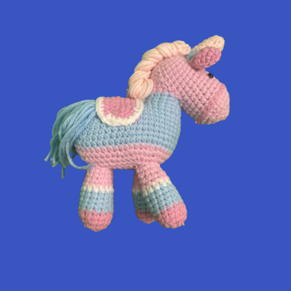 peoy-horse-unicorn
